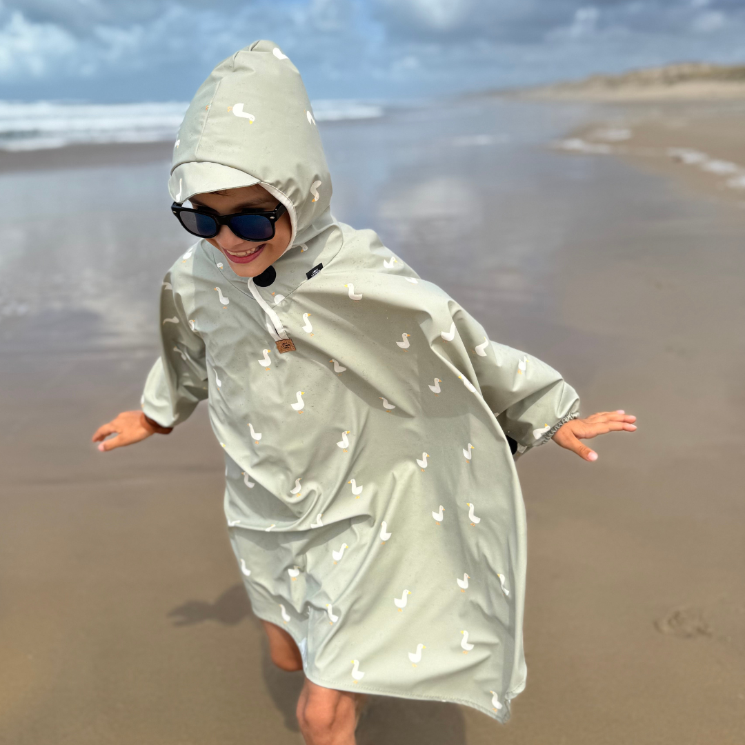 Regenheld Poncho mit Magnetknöpfen "Gans"