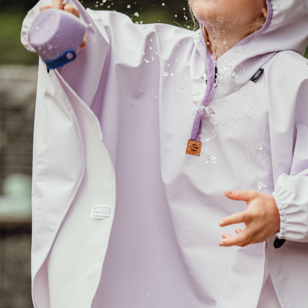 Regenheld Poncho mit Magnetknöpfen "Flieder"