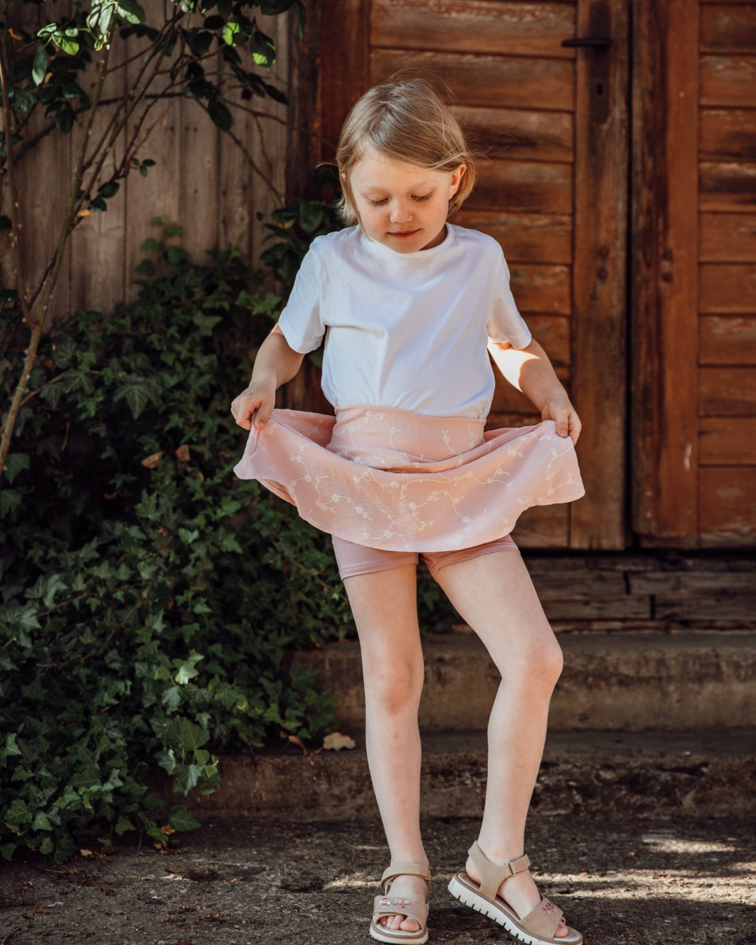 Montessori Rock mit integrierter Shorts