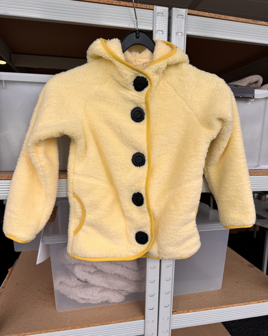 B-Ware- Kuscheljacke ohne Druckknöpfe an Ärmeln