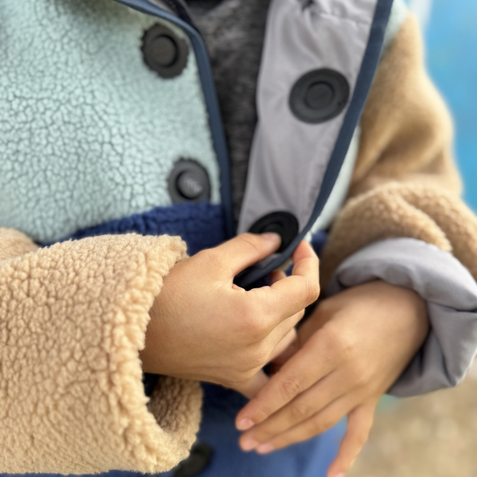 Teddyjacke “WAVE” für Kinder mit Magnetknöpfen !Vorbestellung!